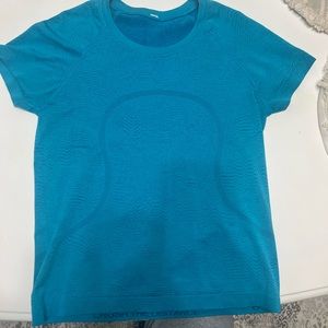 Lululemon swiftly tech short sleeve